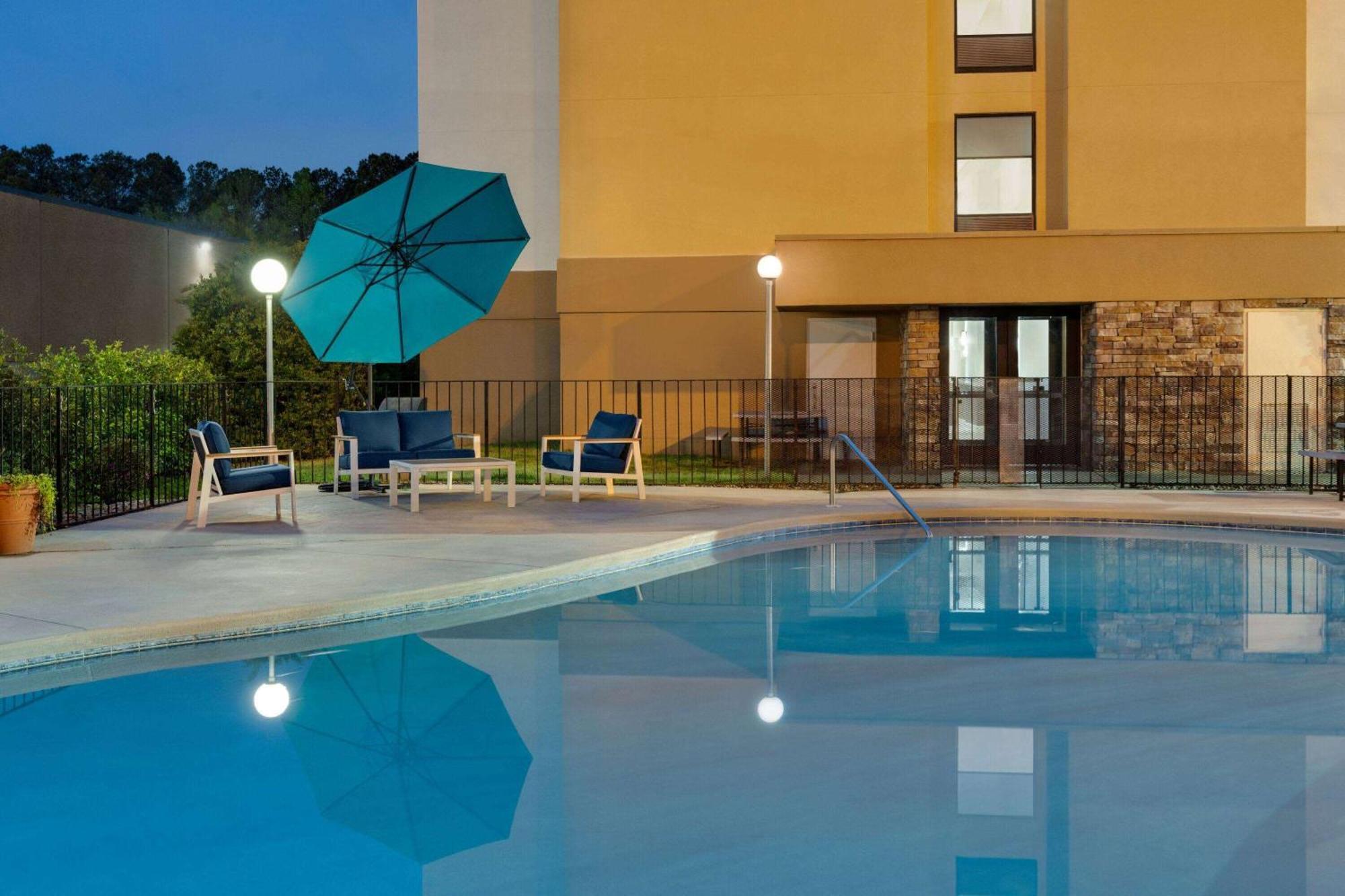 Hotel Baymont By Wyndham Augusta West Exterior foto